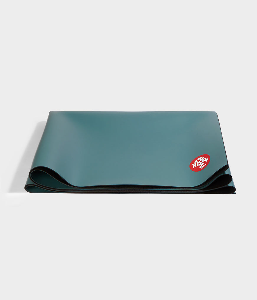 manduka-grp-adapt-tapis-de-yoga-voyage-1-5-mm image 5