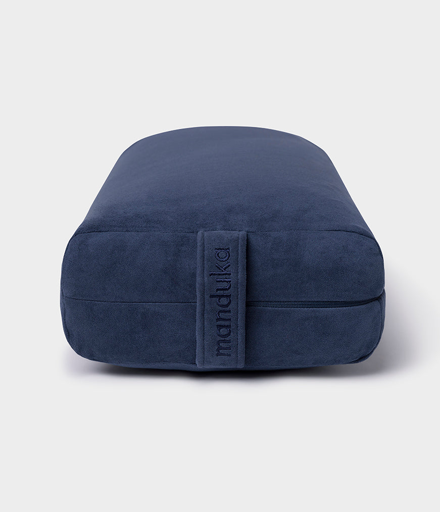 manduka-equa-housse-de-bolster-rectangulaire-microfibre image 3