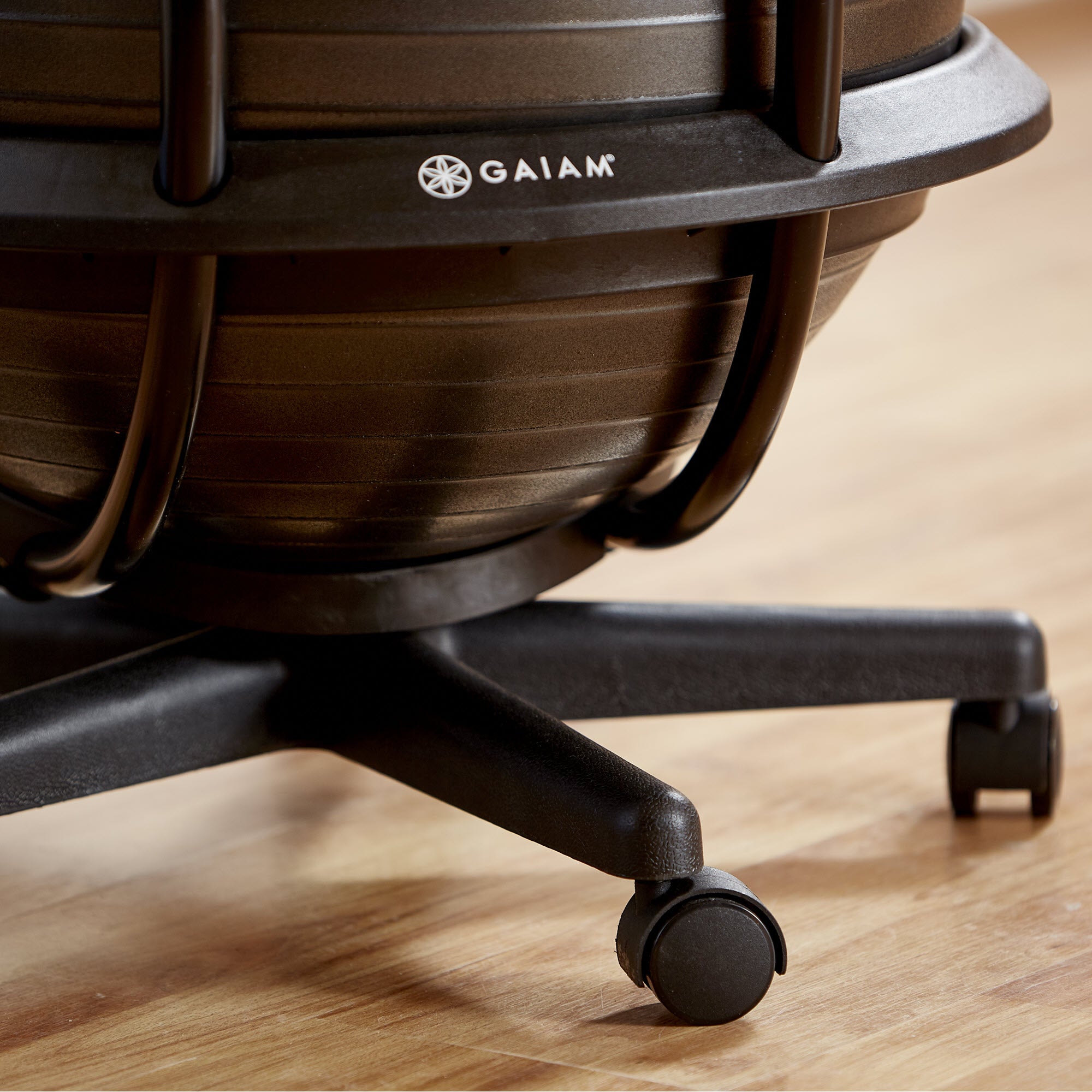 gaiam-ultimate-balance-ball-chair-chaise-ballon-ergonomique-avec-dossier image 6