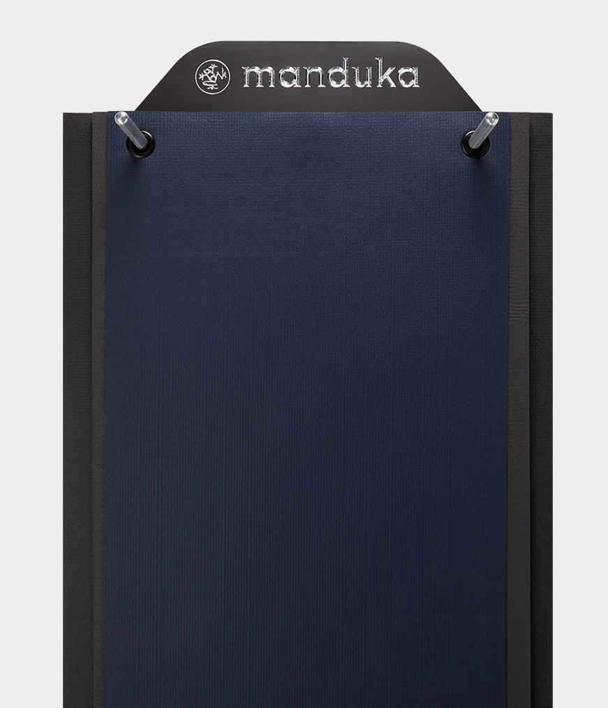 manduka-foundation-series-rack-mural-de-rangement image 3