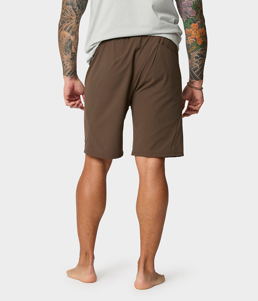 manduka-cntr-short-homme-yoga-polyester-recycl image 6