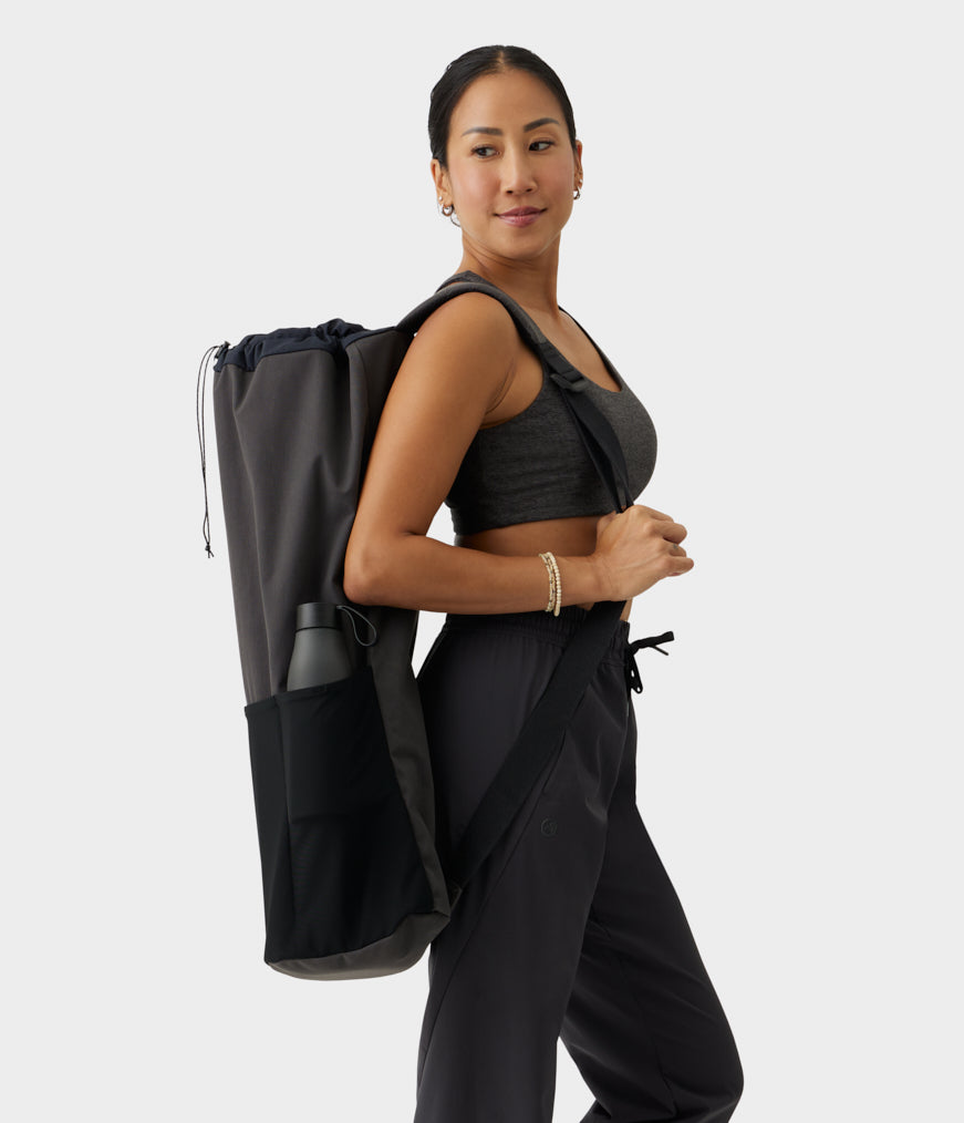 manduka-hala-porte-tapis-yoga-nylon-recycl image 2