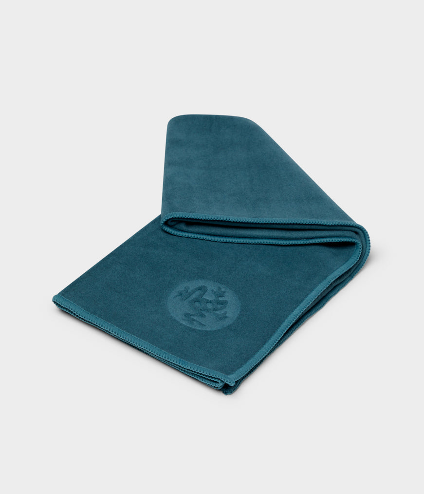 manduka-equa-serviette-de-yoga-main-grip-activ-par-la-sueur image 5