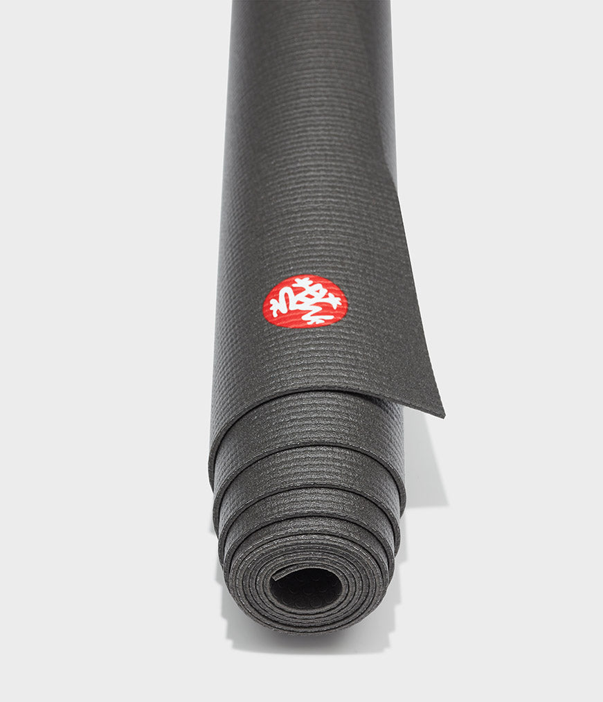 manduka-pro-travel-tapis-de-yoga-voyage-2mm-pliable image 7