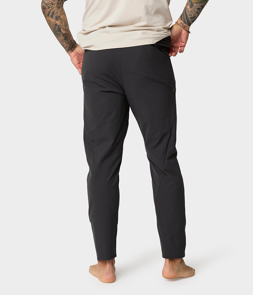 manduka-cntr-pantalon-homme-mobilit-4-voies image 8
