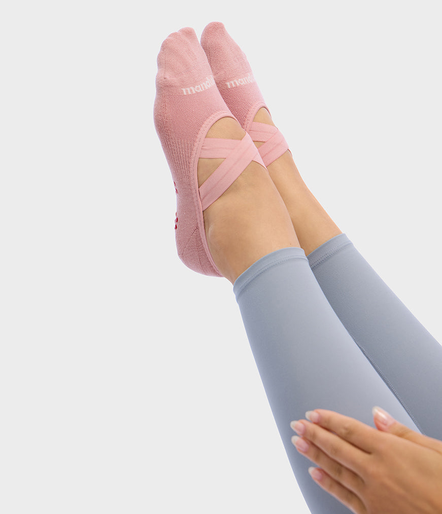 manduka-equilibria-chaussettes-antid-rapantes-pilates image 4