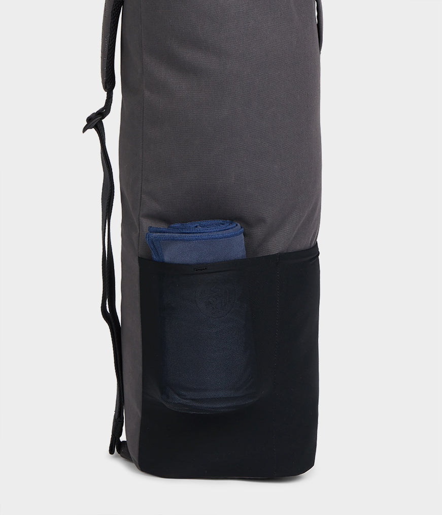 manduka-hala-porte-tapis-yoga-nylon-recycl image 3