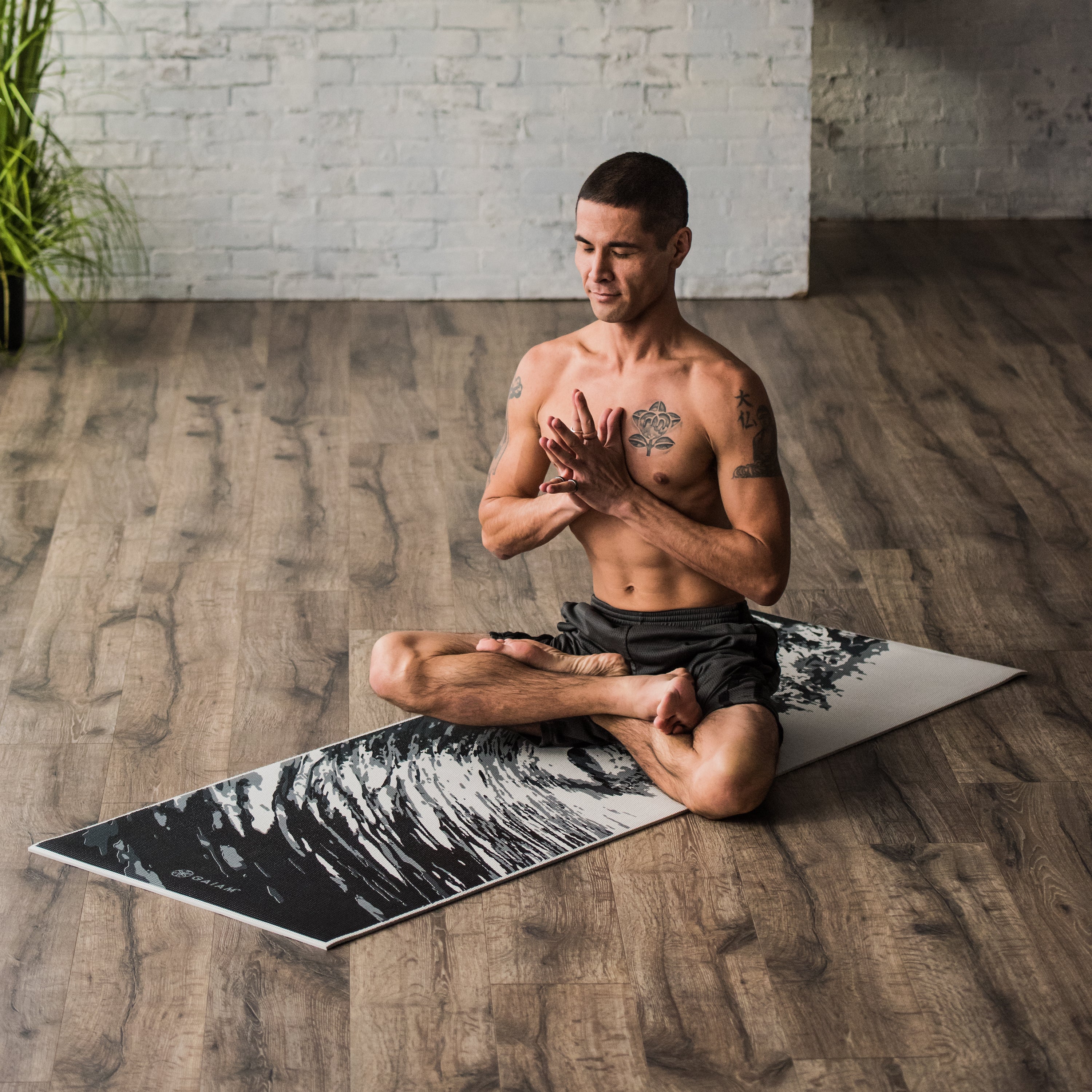gaiam-reversible-spiral-motion-tapis-de-yoga-r-versible-6-mm image 8
