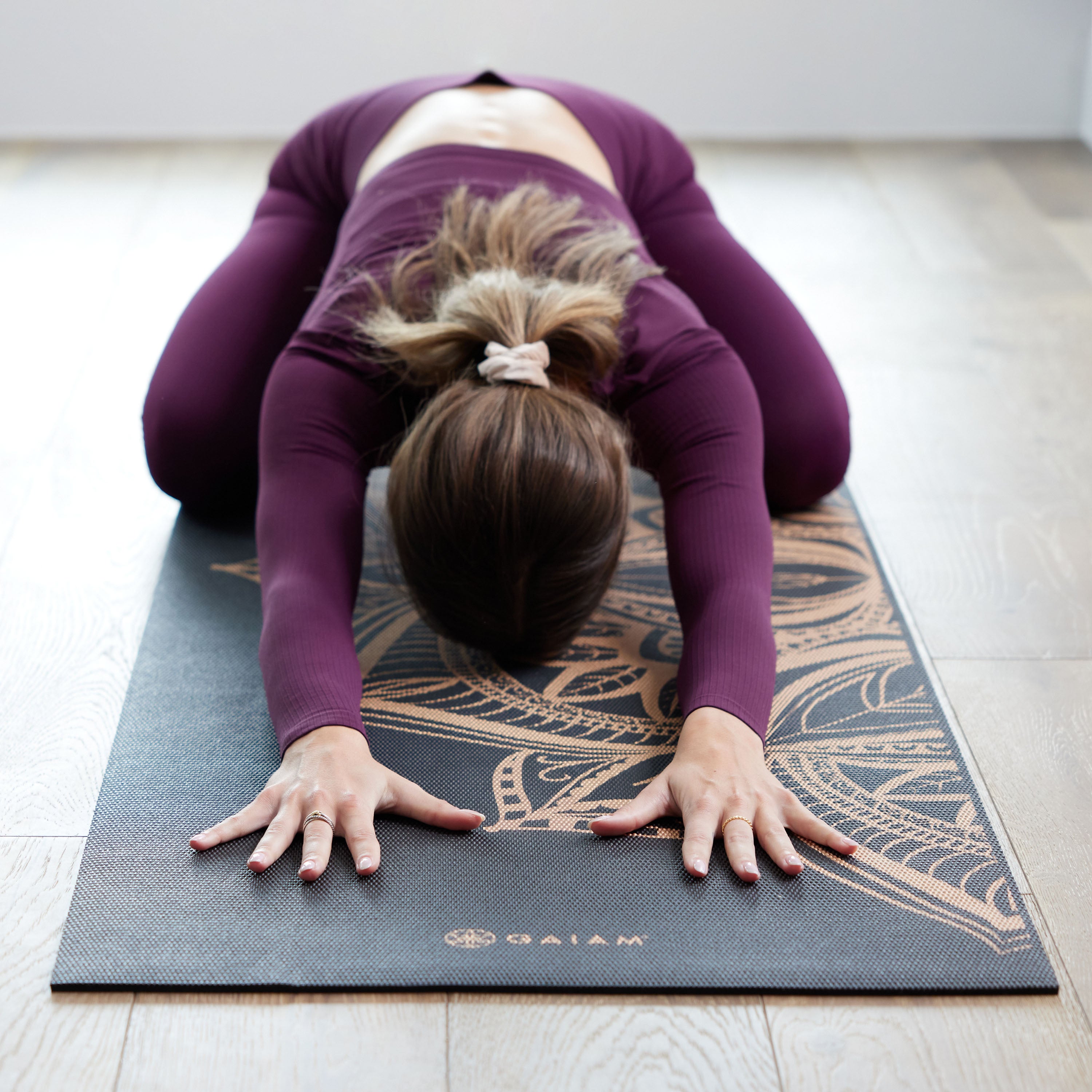 gaiam-premium-metallic-medallion-tapis-de-yoga-6mm image 7