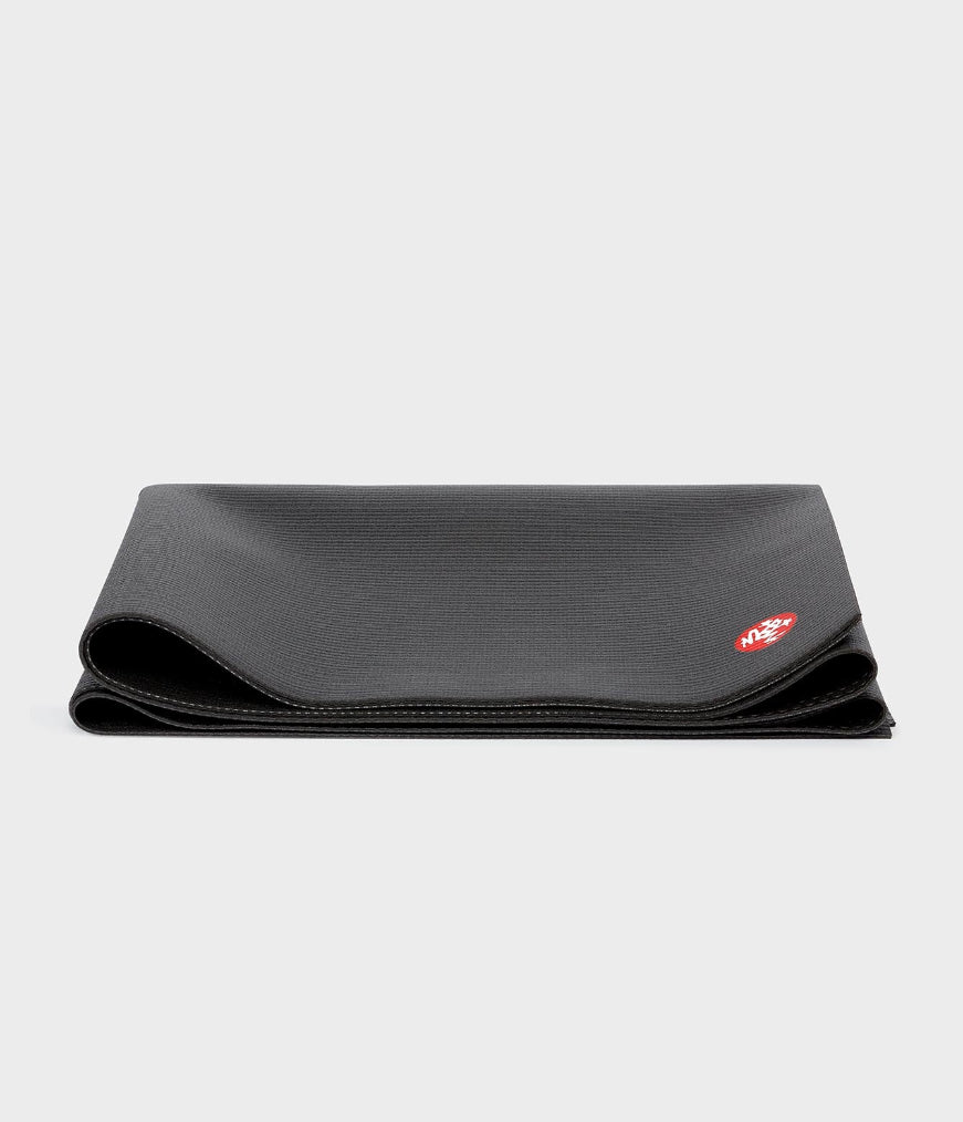 manduka-pro-travel-tapis-de-yoga-voyage-2mm-pliable image 6