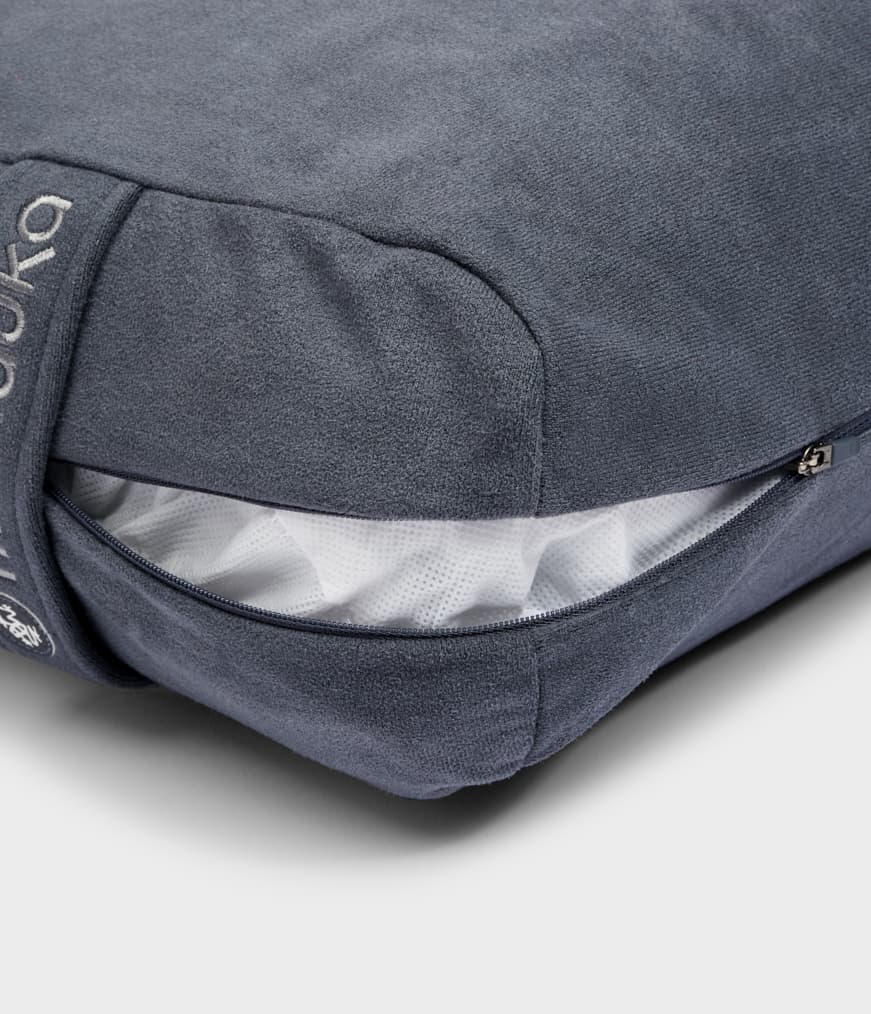 manduka-equa-rectangular-bolster-coussin-yoga-rectangulaire image 3