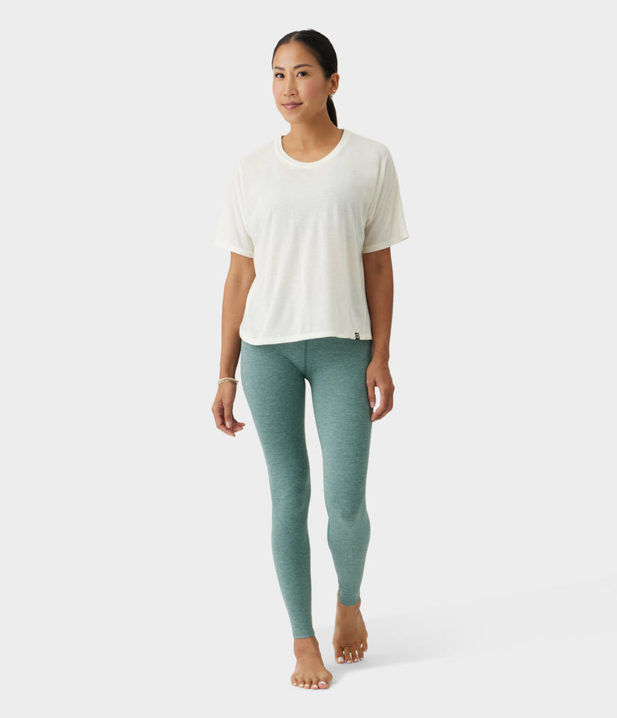 manduka-t-shirt-femme-atmana-foundation-series image 4