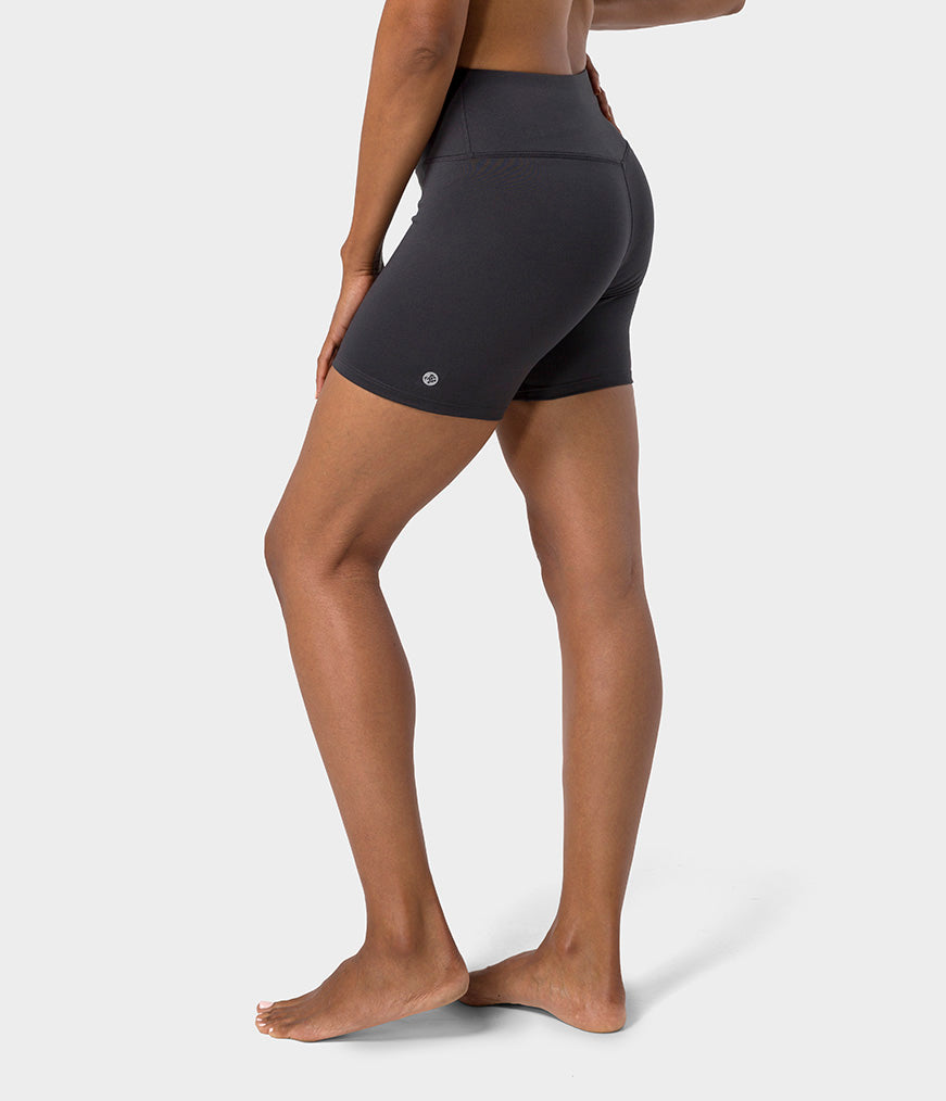 manduka-dhara-short-de-yoga-femme-cuissard-12-7-cm image 6