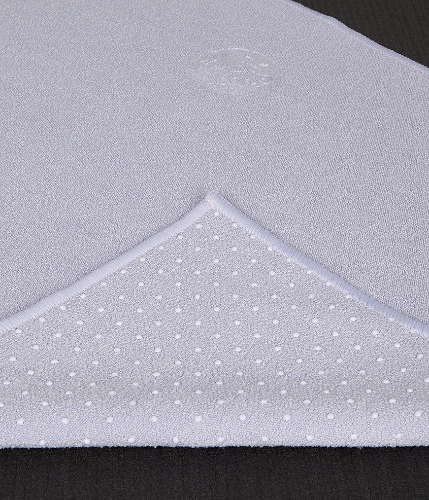 manduka-yogitoes-serviette-main-yoga-antid-rapante-skidless image 8