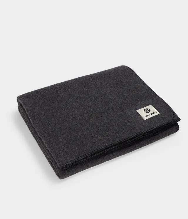 manduka-essential-coperta-couverture-yoga-en-laine image 1