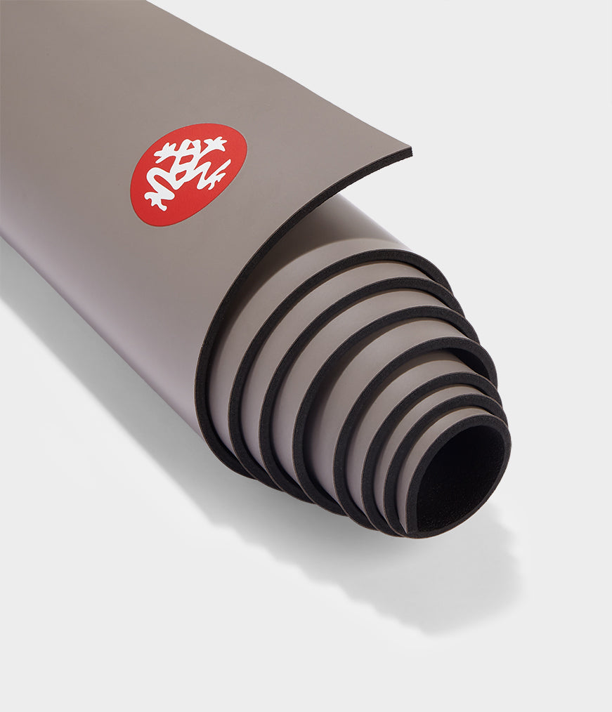 manduka-grp-adapt-lite-tapis-de-yoga-4-mm-2-1-sweat-activated image 5