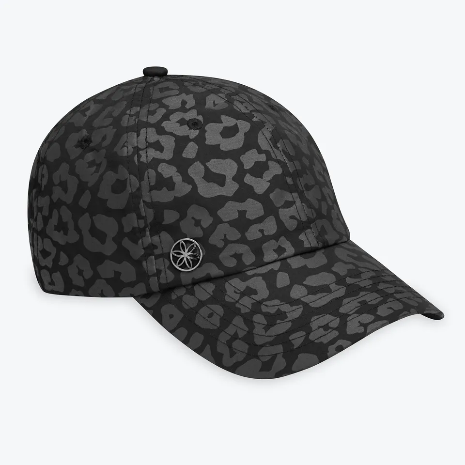 gaiam-classic-leopard-print-hat-casquette-fitness-l-opard image 1