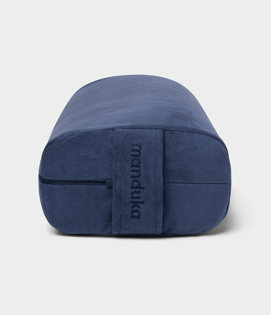 manduka-equa-lean-bolster-coussin-yoga-rectangulaire-fin image 6