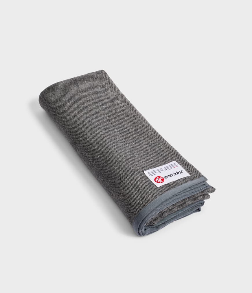 manduka-couverture-yoga-laine-recycl-e-foundation-series image 7